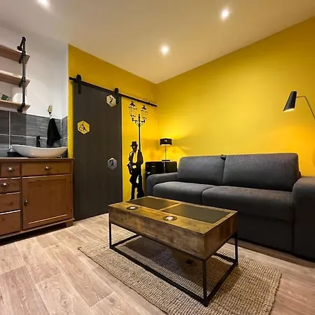 Ferienwohnung Le Choriste De Blo - Hypercentre Fontainebleau Exterior foto